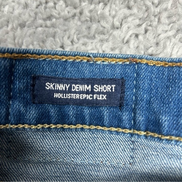 Hollister Shorts Womens 28 Skinny Denim Short Epic Flex Distressed Bermuda Light - Picture 3 of 4